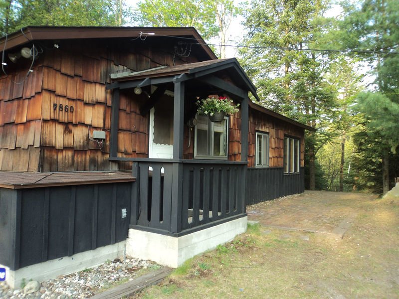 Black Bear Lodge on the Au Sable