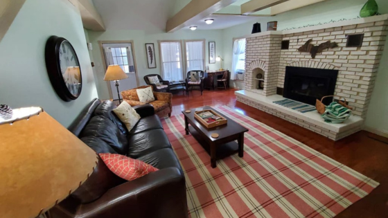 vacation rental living room