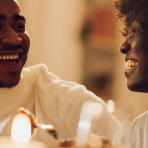 couple dining by candlelight