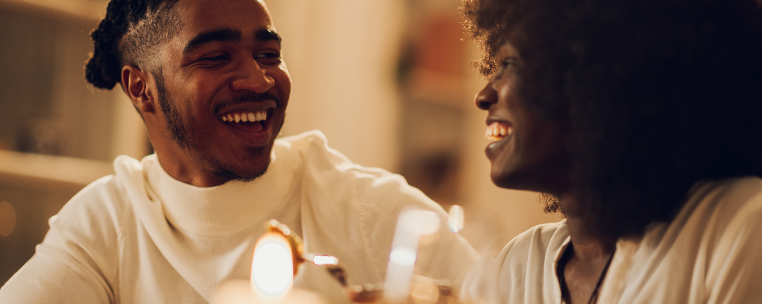 couple dining by candlelight