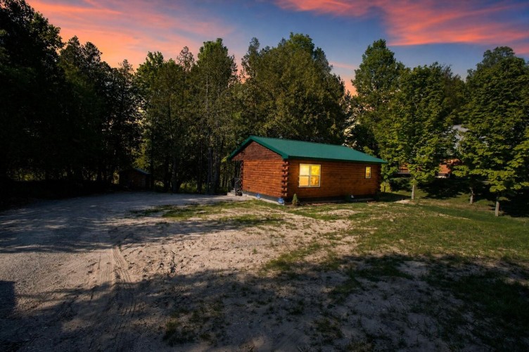 Platte River Cabin
