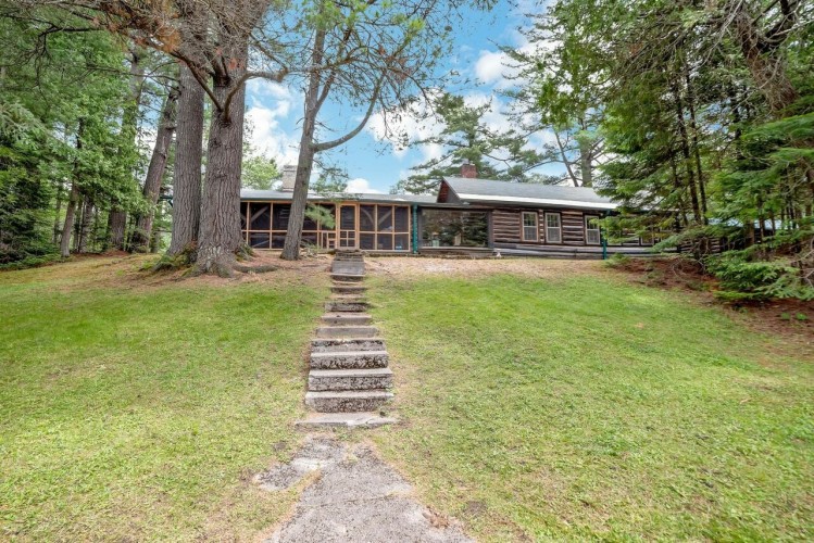 Club Thunderbird Lodge