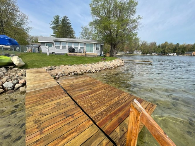 Pratt Lake Peninsula