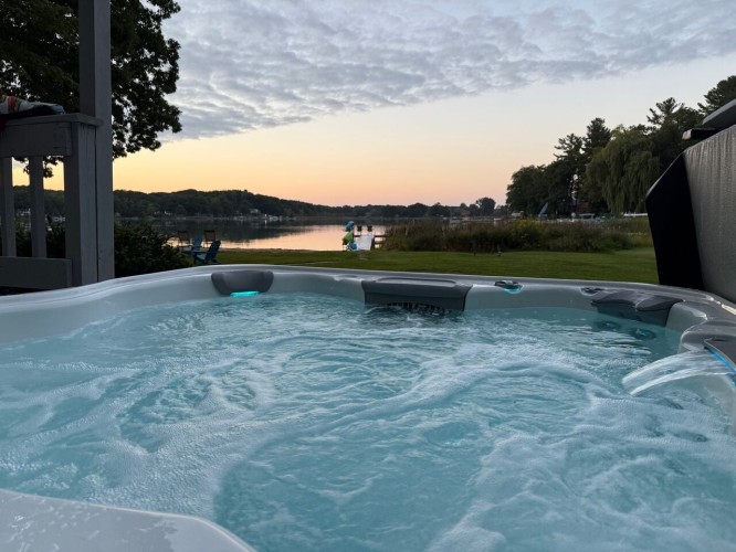 Maston Lake Cottage